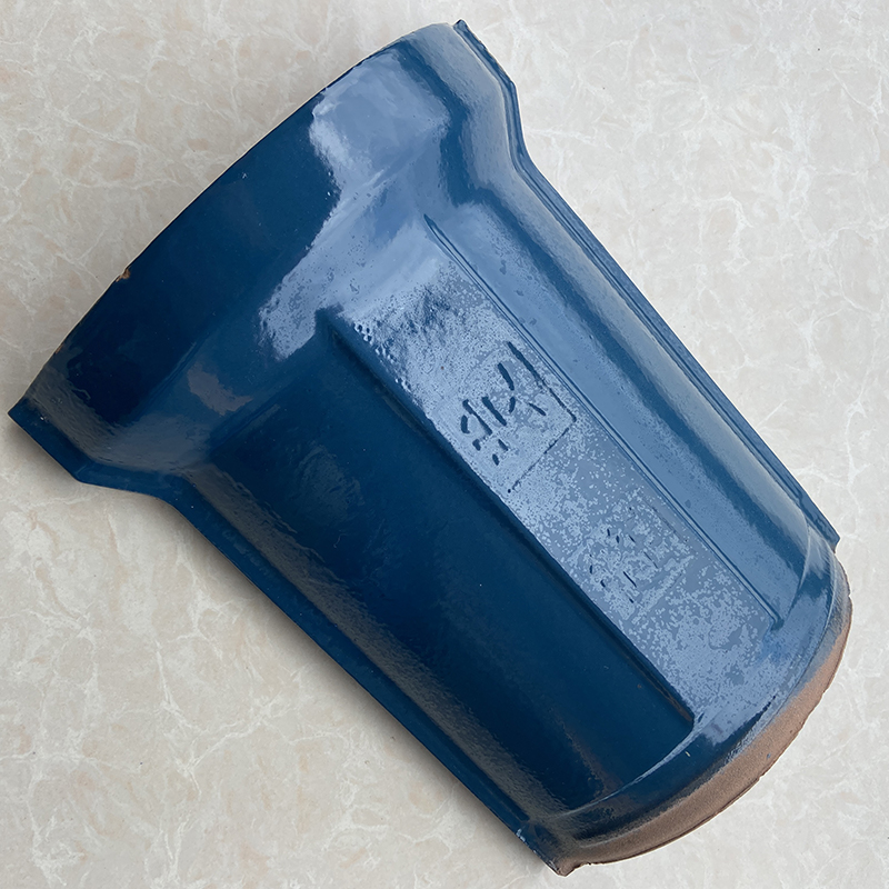 Коньковая черепица с синим кристаллическим глазурованным покрытием.5