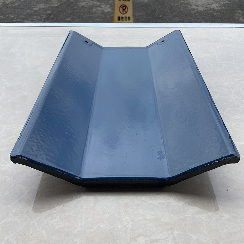 Кровельная черепица с синим кристаллическим глазурованным покрытием.3